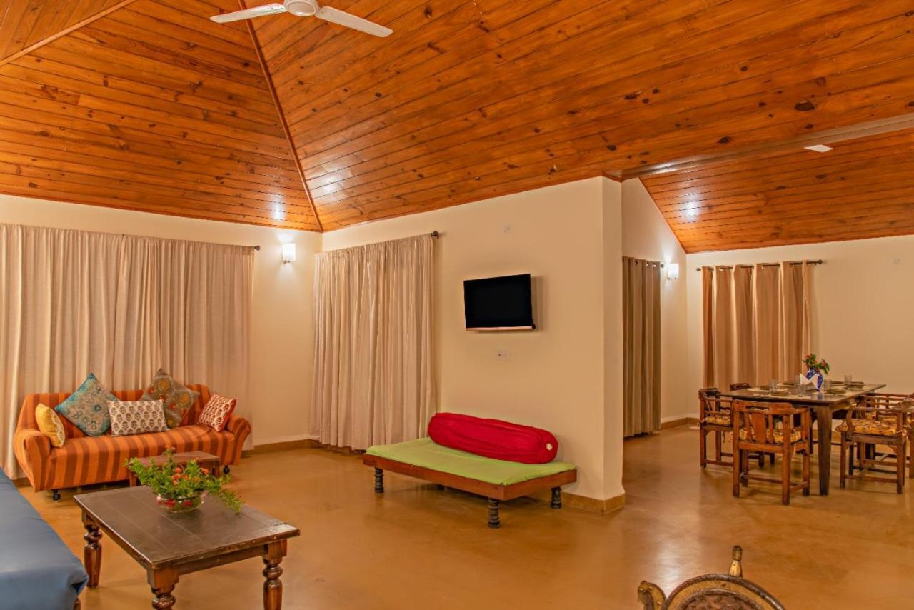 Western Edge Kasauli !Lawn! Bonfire! Peace! Pvt Villa ! المظهر الخارجي الصورة