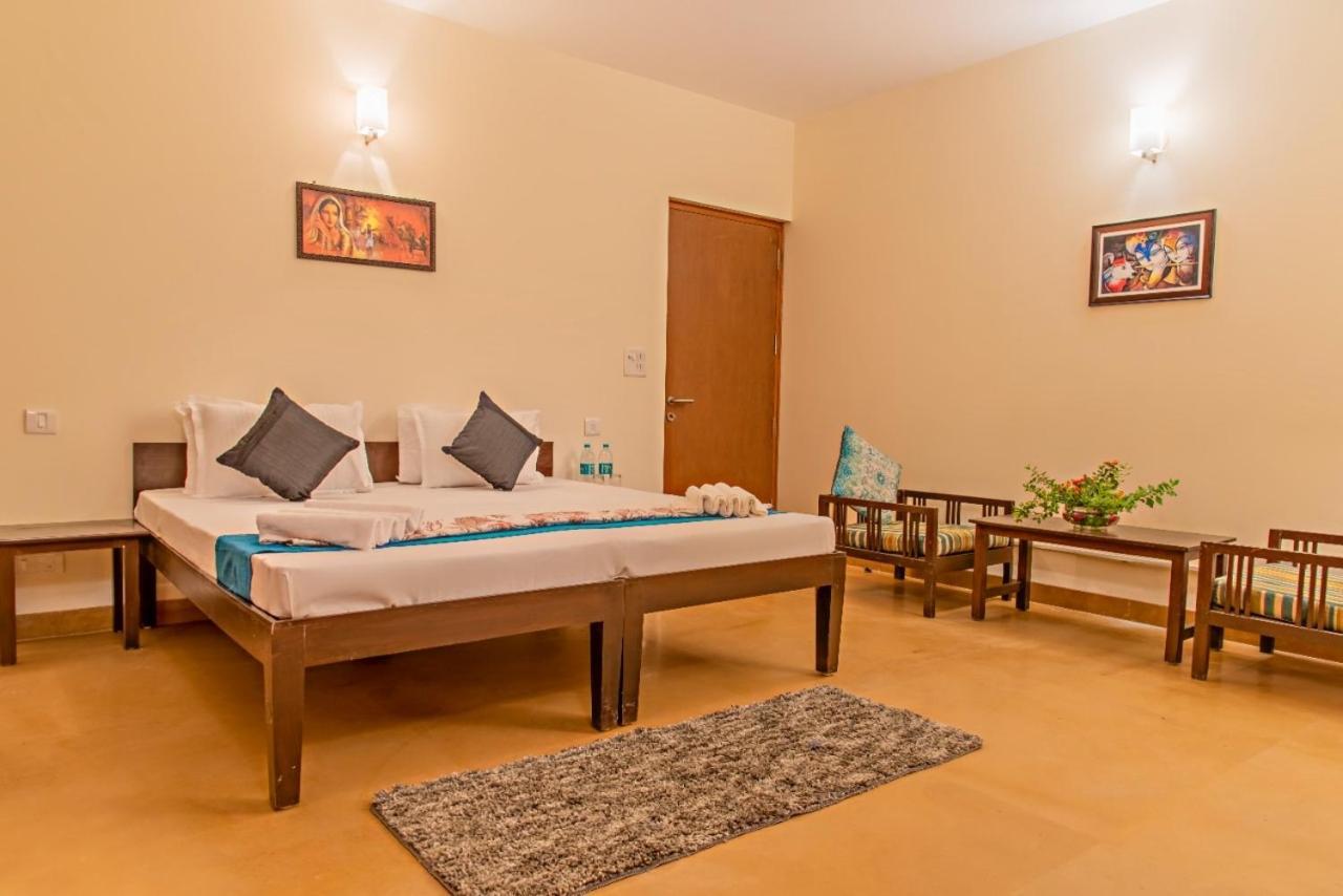Western Edge Kasauli !Lawn! Bonfire! Peace! Pvt Villa ! المظهر الخارجي الصورة